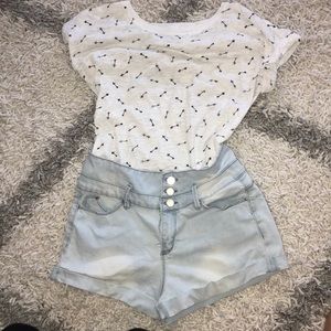 Aeropostale arrow top